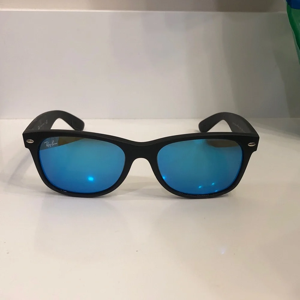 Ray-Ban Wayfarer Sunglasses with Blue Mirrored Lenses